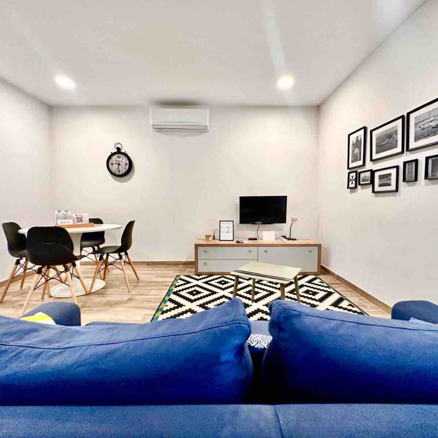 Stylish Apartment Off The Seafront (D3)